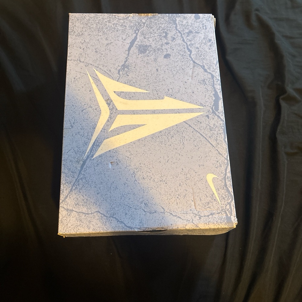 JA 1 “BITE” men’s basketball shoes